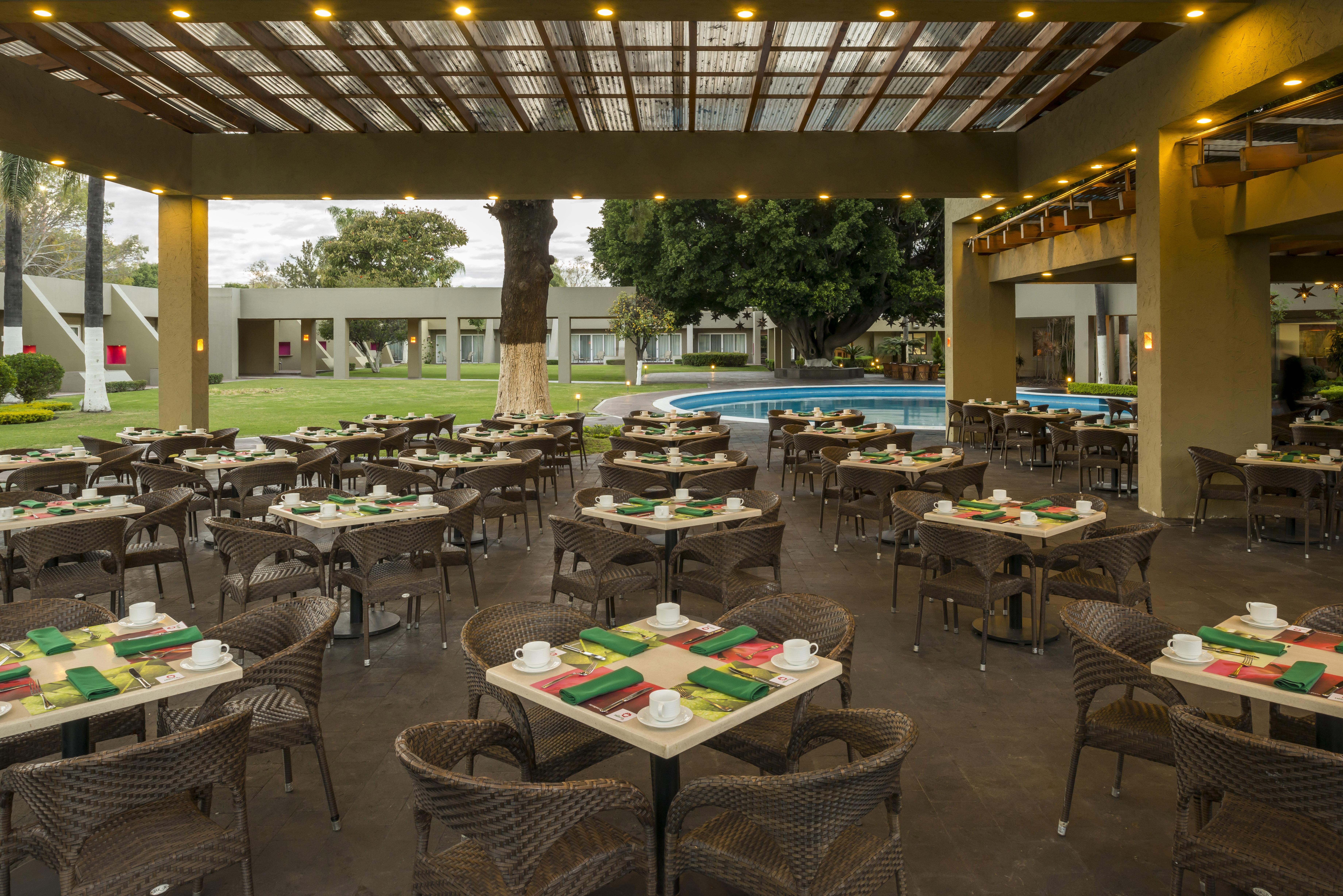 Hotel Camino Real Guadalajara Zapopan Exteriér fotografie The restaurant at the hotel