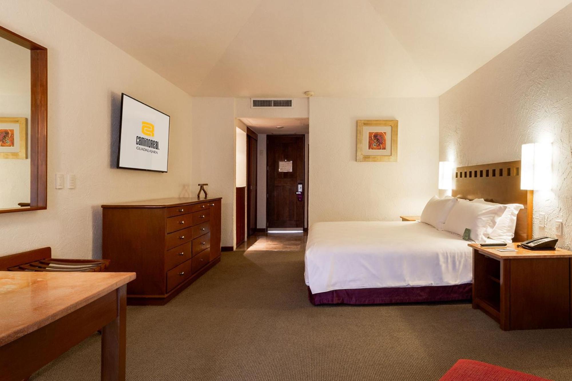 Hotel Camino Real Guadalajara Zapopan Exteriér fotografie A room at the hotel