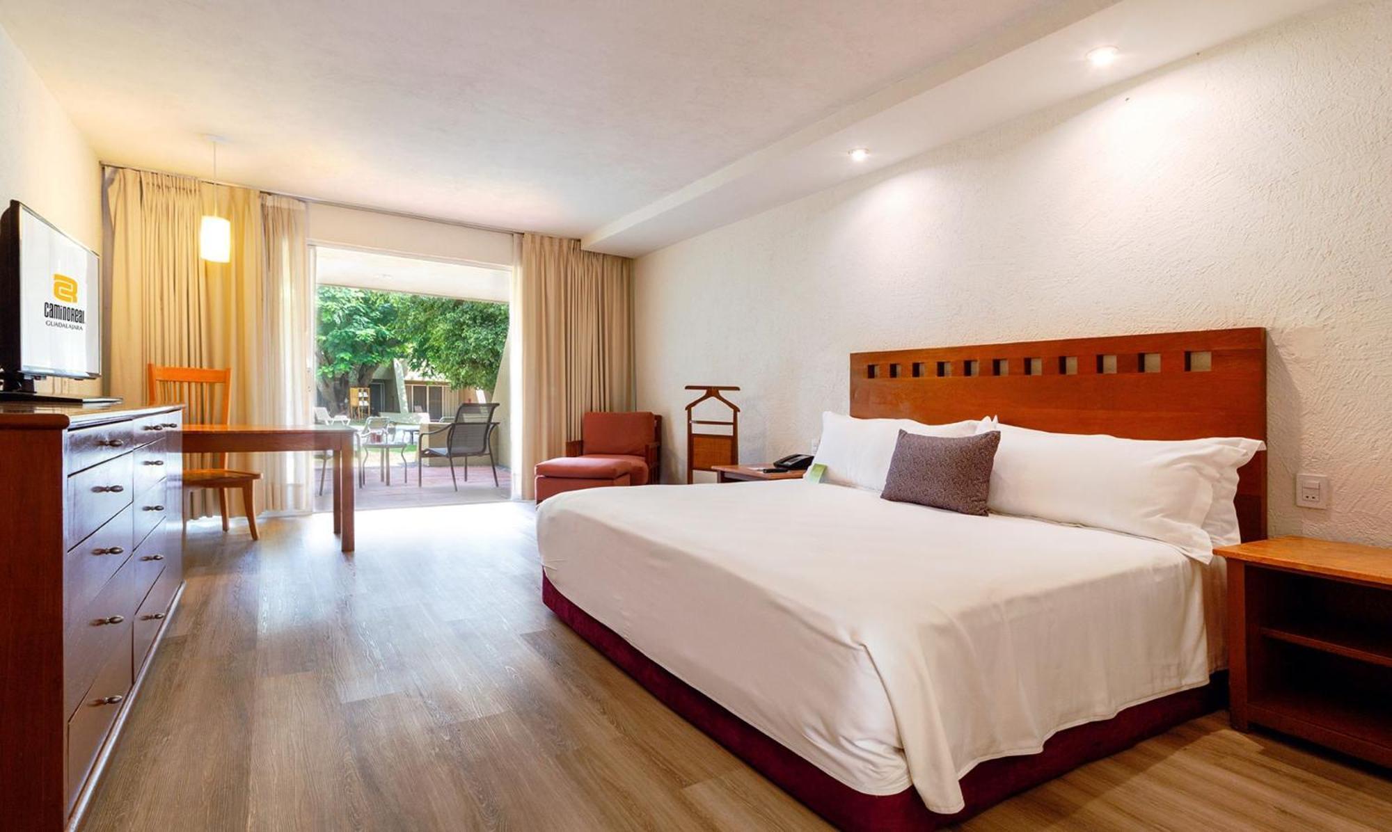 Hotel Camino Real Guadalajara Zapopan Exteriér fotografie A room at the hotel